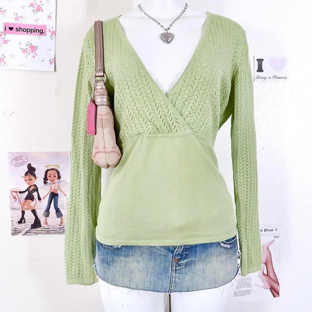 Light Green V-Neck Knit Sweater Top